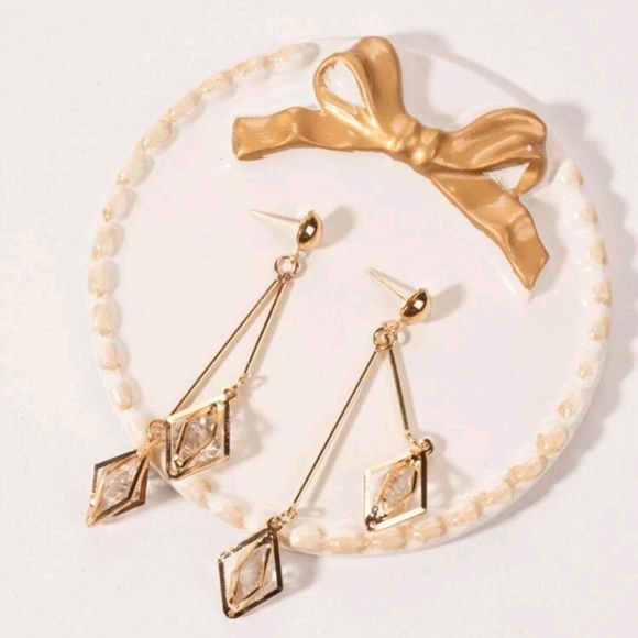 Jewelry - 🍉5 for $25* Geometric Rhinestone Earrings